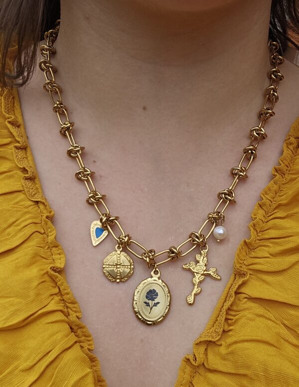 Collar candelaria